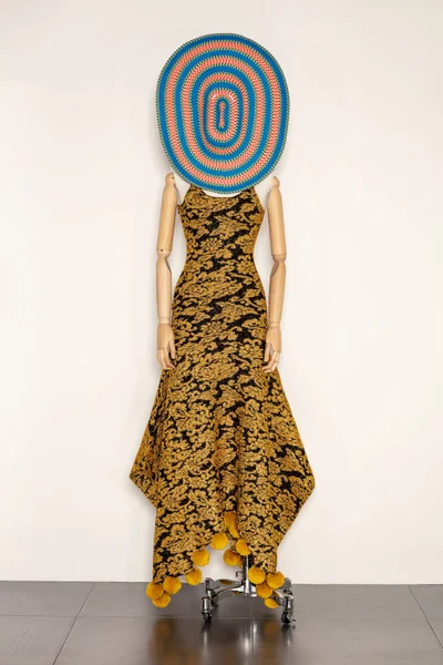Look 19